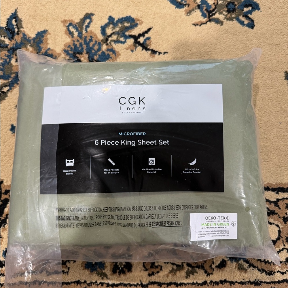 Brand new CGK Liens 6 piece king sheet set